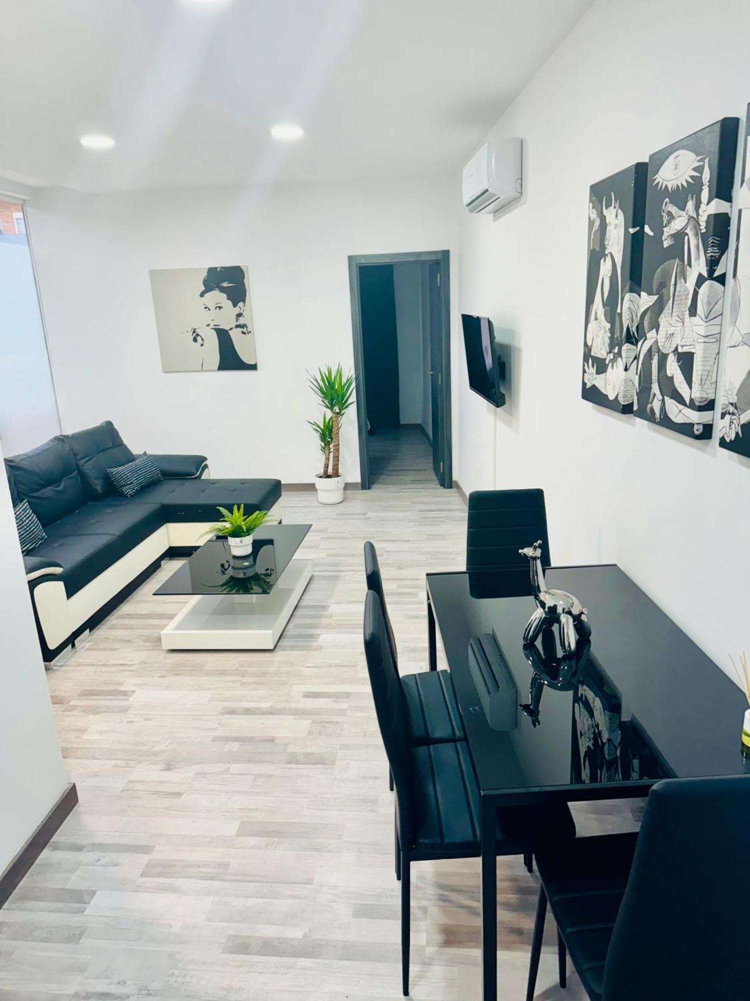 Duplex Th Sanse Norte San Sebastián de los Reyes Exteriör bild