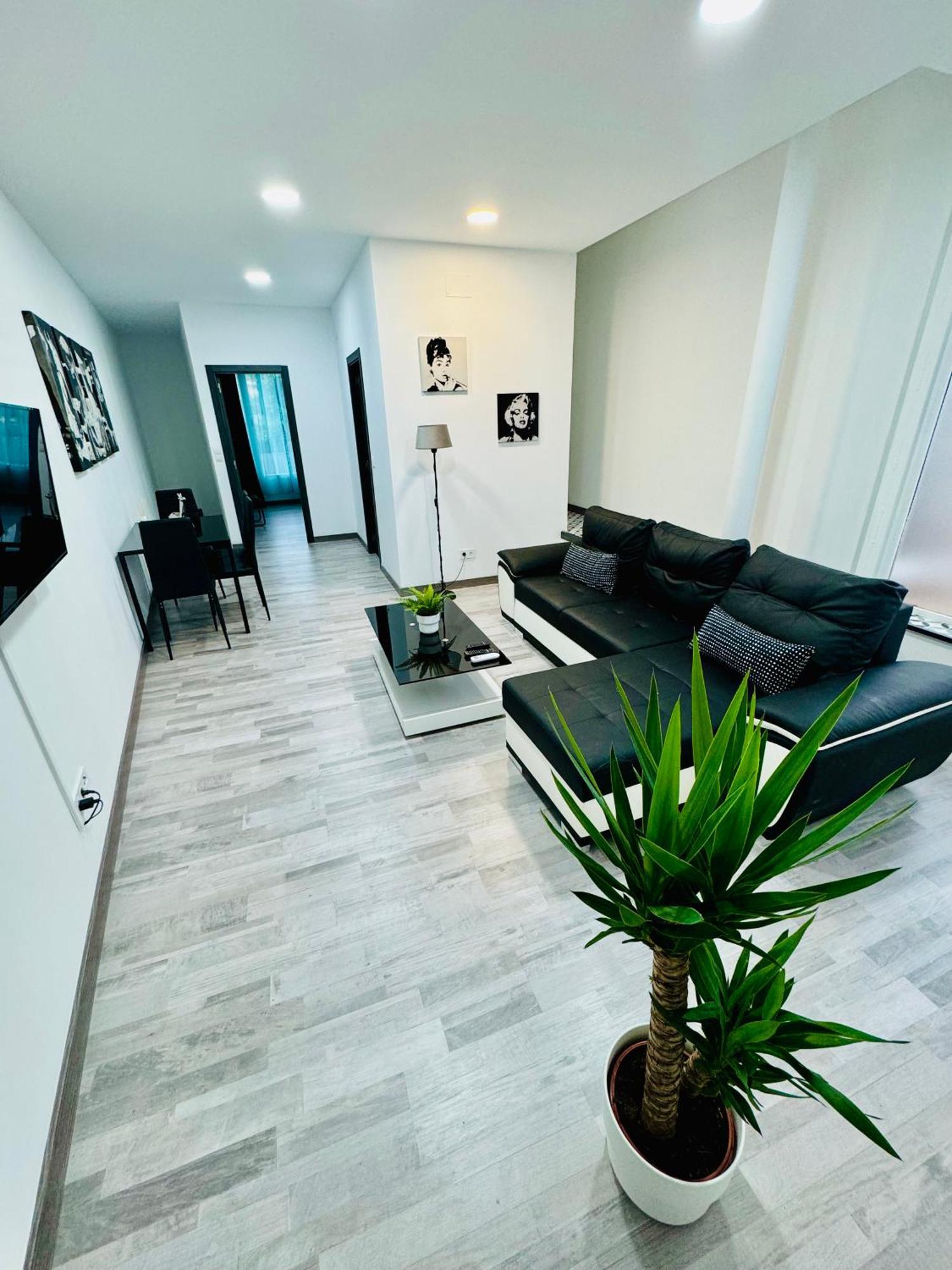 Duplex Th Sanse Norte San Sebastián de los Reyes Exteriör bild