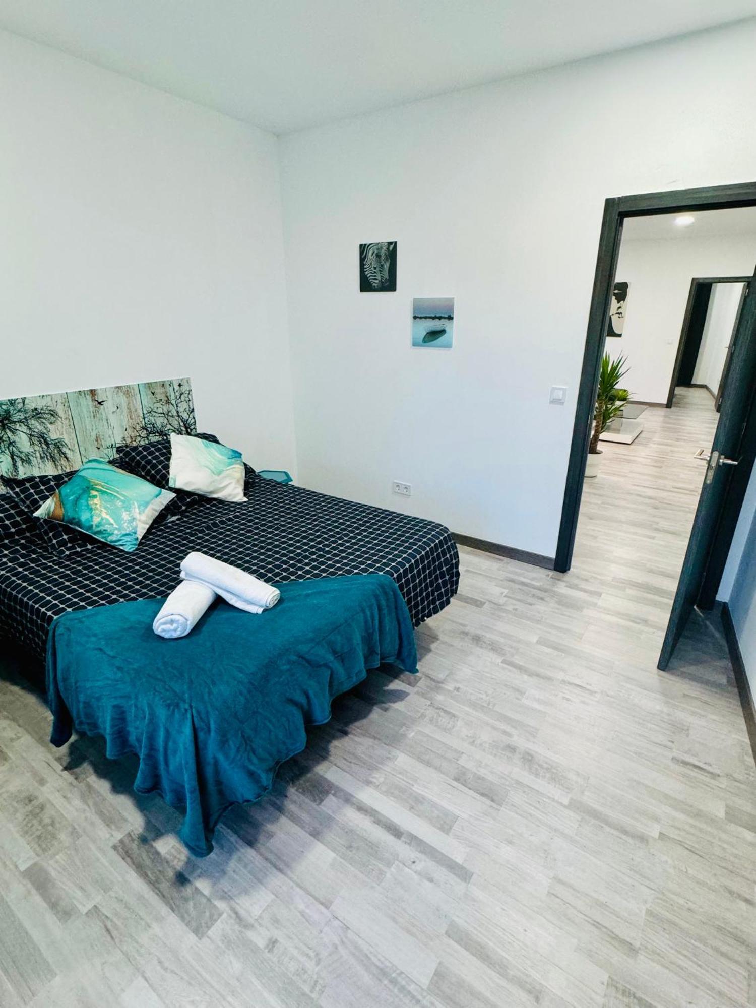 Duplex Th Sanse Norte San Sebastián de los Reyes Exteriör bild