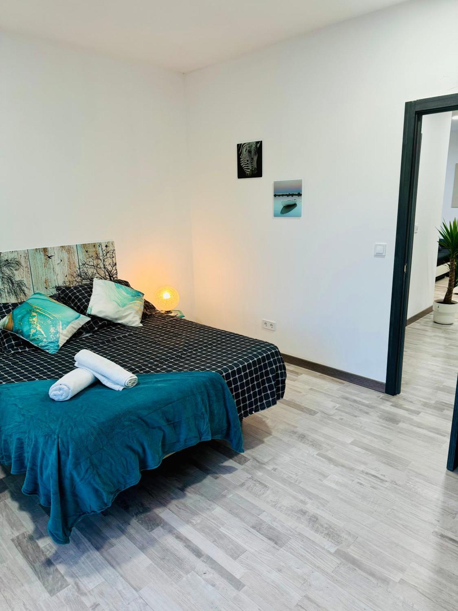 Duplex Th Sanse Norte San Sebastián de los Reyes Exteriör bild