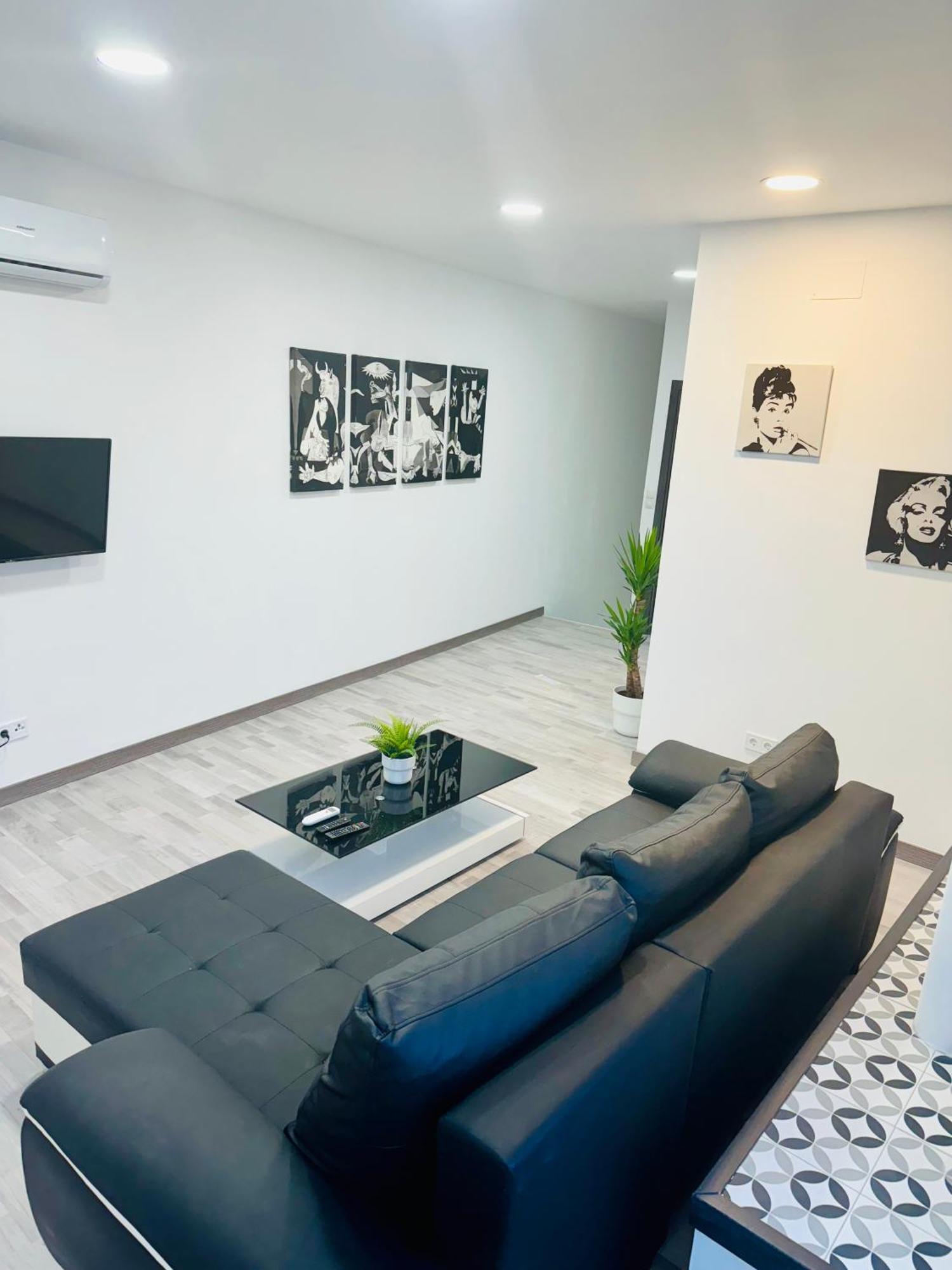 Duplex Th Sanse Norte San Sebastián de los Reyes Exteriör bild