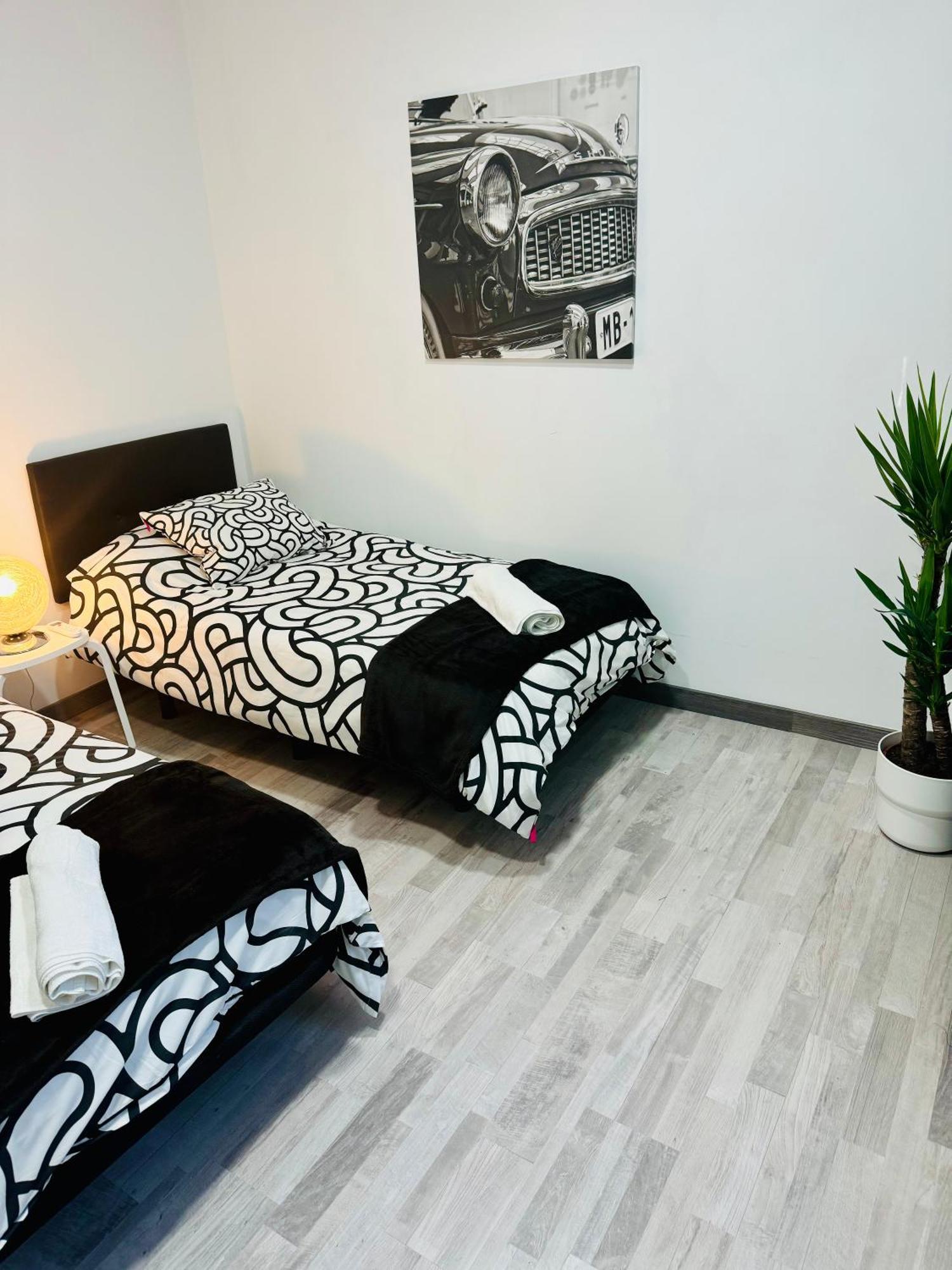 Duplex Th Sanse Norte San Sebastián de los Reyes Exteriör bild