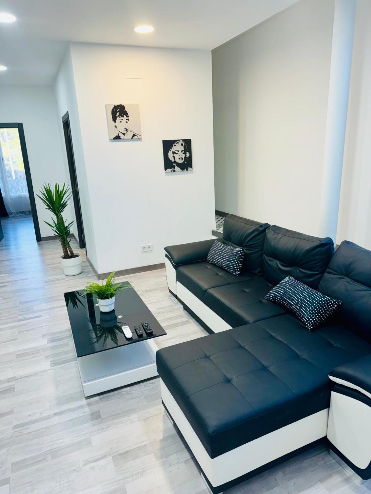 Duplex Th Sanse Norte San Sebastián de los Reyes Exteriör bild