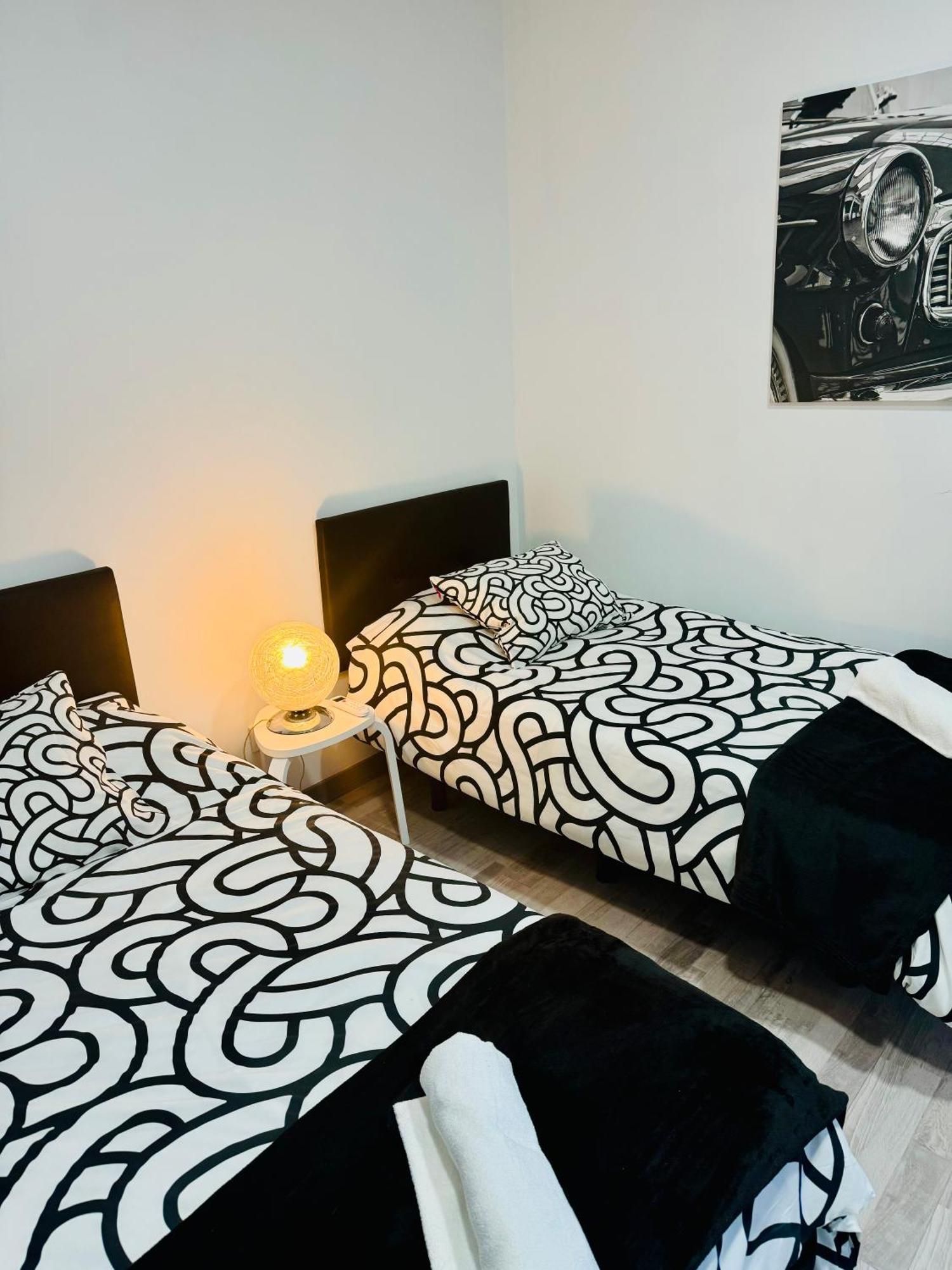 Duplex Th Sanse Norte San Sebastián de los Reyes Exteriör bild